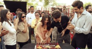 Bhumi Pednekar Celebrates Birthday With Team Pati Patni Aur Woh!