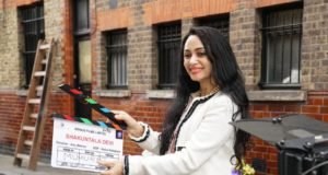 Vidya Balan makes Anupama Banerji emotional on the sets of Shakuntala Devi!