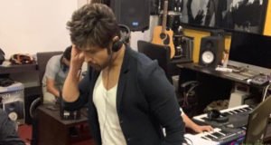 Himesh Reshammiya Shares the Video of romantic track Nazdeekiyaan on Lataji's birthday