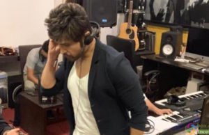 Himesh Reshammiya Shares the Video of romantic track Nazdeekiyaan on Lataji's birthday