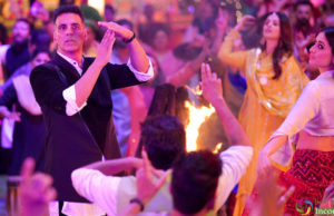 Good Newwz 27th Day Collection: Akshay-Kareena Starrer Continues to Score Well!