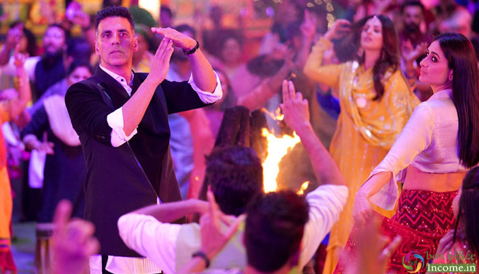Good Newwz 27th Day Collection: Akshay-Kareena Starrer Continues to Score Well!