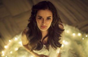 Five Seasons: Bollywood Actress Evelyn Sharma's First Book to be Released on July 12!