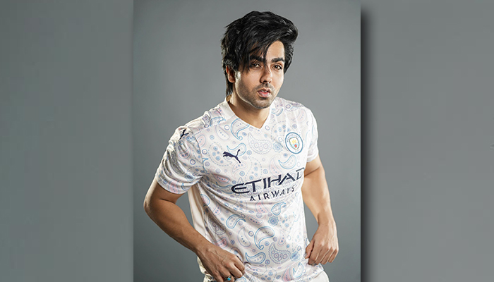 Hardy Sandhu is the first Indian Music Artist to be associated with Manchester Football Club