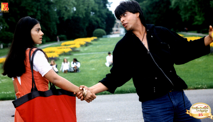 Kajol reveals how Yash Chopra gave her an experience of a lifetime with 'Dilwale Dulhania Le Jayenge' as the film completes 25 Years