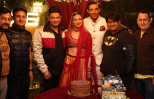 Divya Khosla Kumar Celebrates her Birthday On The Sets of ‘Satyameva Jayate 2’ Divya Khosla Kumar Celebrates her Birthday On The Sets of 'Satyameva Jayate 2'