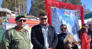 Vidya Balan and Siddharth Roy Kapur attend Gulmarg Winter Festival in Kashmir, hosted by the Indian Army