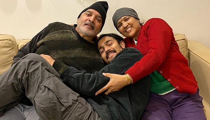 YouTuber Bhuvan Bam mourns the loss of both of his parents due to COVID-19