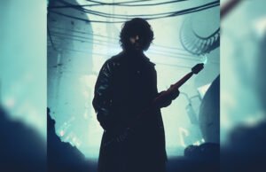 Kartik Aaryan give a glimpse of his new Avatar; Asks fans to guess! Kartik Aaryan give a glimpse of his new Avatar; Asks fans to guess!