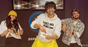 Kartik Aaryan treats his social media fam with yet another entertaining dance video