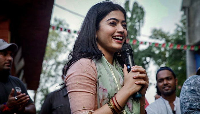 Mission Majnu: Rashmika Mandanna wraps up the shoot of her Bollywood debut film; says 'what a lovely lovely time I had'