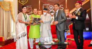 Debina Bonnerjee receives the 'Social Media Influencer' Award at the 27th Sol Lions Gold Awards 2021