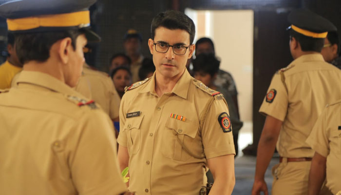Gautam Rode nails the fierce cop look for the upcoming web series, Nakaab!
