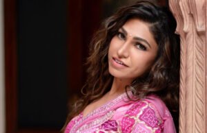 Tulsi Kumar looks breathtaking in her Indian regal look for her latest single ‘Tera Naam’! Tulsi Kumar looks breathtaking in her Indian regal look for her latest single ‘Tera Naam’!