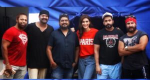 Om Raut announces 'Adipurush' Wrap; Shares BTS Picture with Prabhas, Kriti Sanon, Saif Ali Khan and Sunny Singh