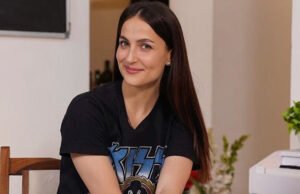 Elli AvrRam celebrates Christmas in Sweden, says ‘It’s the most wonderful time of the year’ Elli AvrRam celebrates Christmas in Sweden, says 'It's the most wonderful time of the year'