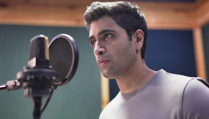 Adivi Sesh welcomes 2022 in a 'Major' way as he dubs for his upcoming film! 
