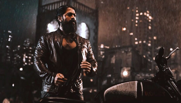 KGF Chapter 2 8th Day Collection (Hindi): Closes its Extended 1st Week On A THUNDEROUS Note!