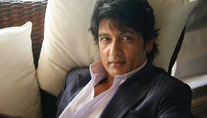 Shekhar Suman is all set to tickle your ribs with India’s Laughter Champion - Watch Video