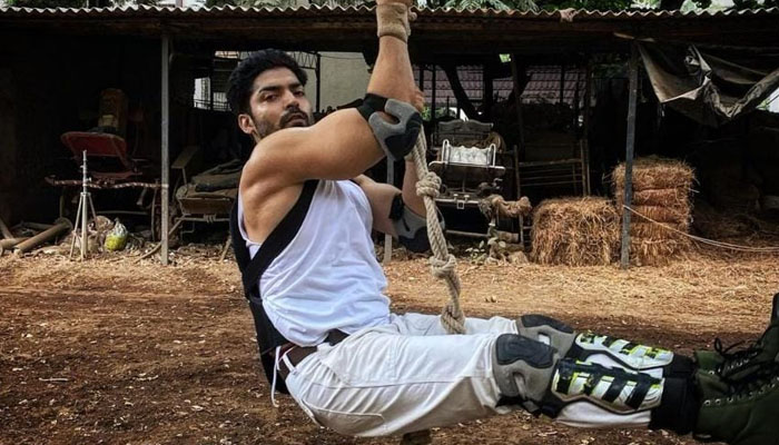 Gurmeet Choudhary climbs a rope, follows calisthenics regime as he preps for a special project - Watch Video