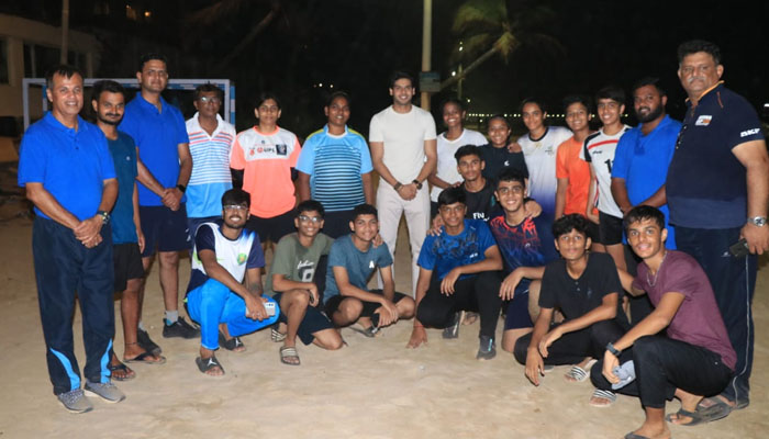 Nikamma: Abhimanyu Dassani meets the Indian handball team as they qualify for the World Championship for the first time
