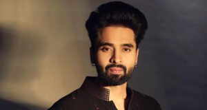 Jackky Bhagnani "The Producer" states 'Bade Miyan Chote Miyan' on track; clarifies rumours!