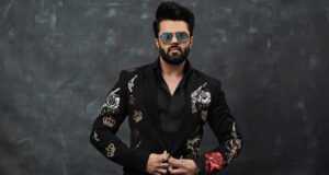 Maniesh Paul wraps the shoot of his debut OTT show!