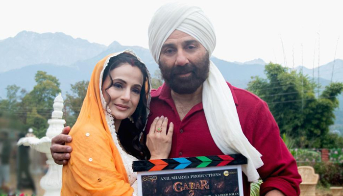 Sunny Deol & Ameesha Patel starrer Gadar 2 Teaser set to be unveiled on June 9 during Gadar premiere!
