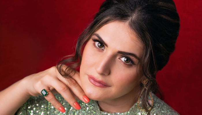Zareen Khan Shares A Message Of Peace And Harmony On Dussehra 2023!