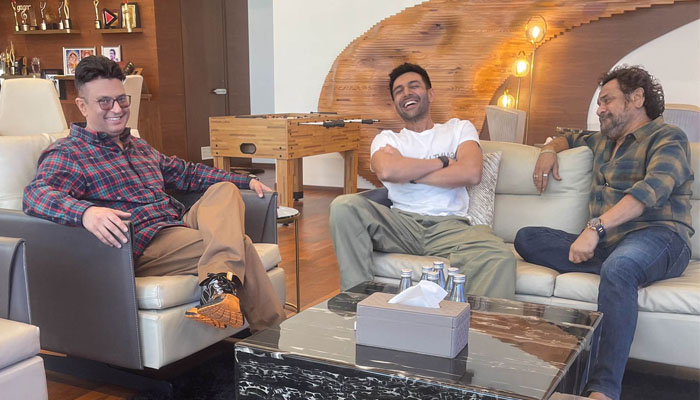 'Bhool Bhulaiyaa 3' set to Roll in March 2024: Bhushan Kumar, Anees Bazmee, and Kartik Aaryan gather for further discussions