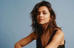 Deepika Padukone Celebrates 9 Years of 'Piku' with memorable never-seen-before BTS!