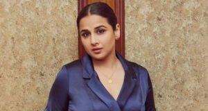 Vidya Balan Recreates Mithun Chakraborty's Iconic Dialogue From Golmaal 3 - Watch Video