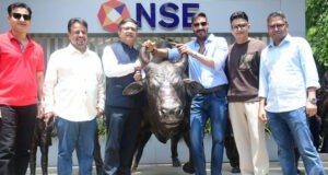 Ajay Devgn Ushers in Akshaya Tritiya with a Grand Bell-Ringing Ceremony at NSE Ahead of Raid 2 Release!