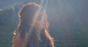 Shalini Pandey Pens a Soulful Note to Manali from Her 'Rahu Ketu' Shoot Diaries