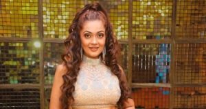 Sheena Chohan Seeks Film's Blessings, at Temple in Sant Tukaram's Birthplace on Her Birthday