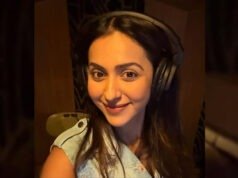 Rakul Preet Singh gives a glimpse of her dubbing session for 'Pati Patni Aur Woh Do'