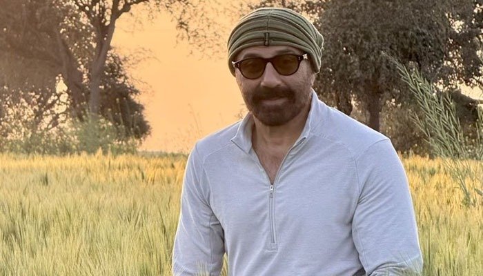 Sunny Deol Kicks Off New Action Thriller with Farhan Akhtar, Ritesh Sidhwani and A. R. Murugadoss