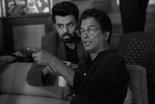 Maniesh Paul Shares BTS Clicks with Director Vikram Phadnis as he Wraps the Shoot of their Upcoming Untitled Film
