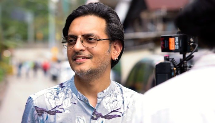 Vishesh Bhatt talks About the Music of Awarapan 2!
