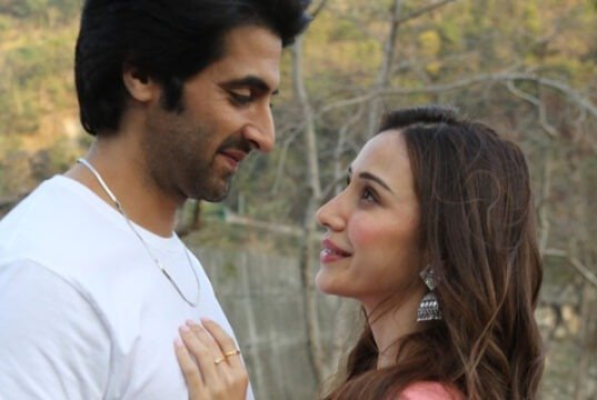 Akshay Oberoi–Heli Daruwala's Love Lottery Release Postponed Due to Censor Certificate Delay!