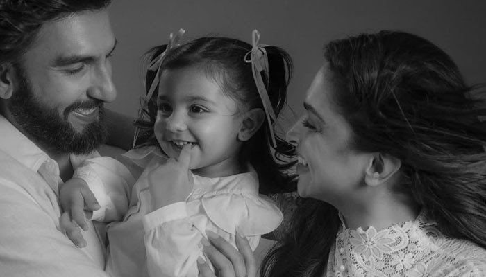 Deepika Padukone & Ranveer Singh’s Pregnancy Photoshoot Wins Love, Sends Internet Into Meltdown; Fans Call Them "Perfect Family"