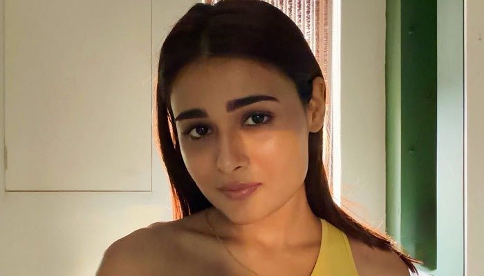 Shalini Pandey's Heartwarming Ganpati Message Urges Everyone to Celebrate With Love, Not Noise