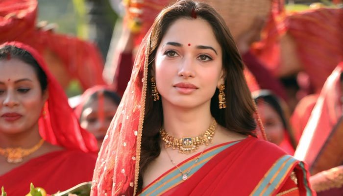 Tamannaah Bhatia Opens Up About Her Preparation in Understanding the Significance Behind Chhath Pooja to Justify it in Chhathi Maiya Song from 'The Vvaan'