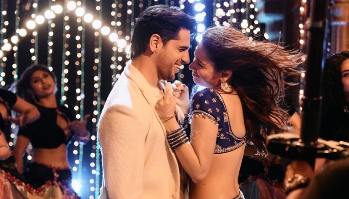 The Vvaan Song Thummak Thummak OUT: Sidharth Malhotra and Tamannaah Bhatia Turn Up the Heat With Their Dance Moves