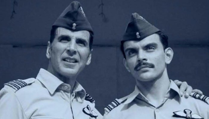 Veer Pahariya Wishes Akshay Kumar on His Birthday, Shares a Heartwarming Picture from Sky Force